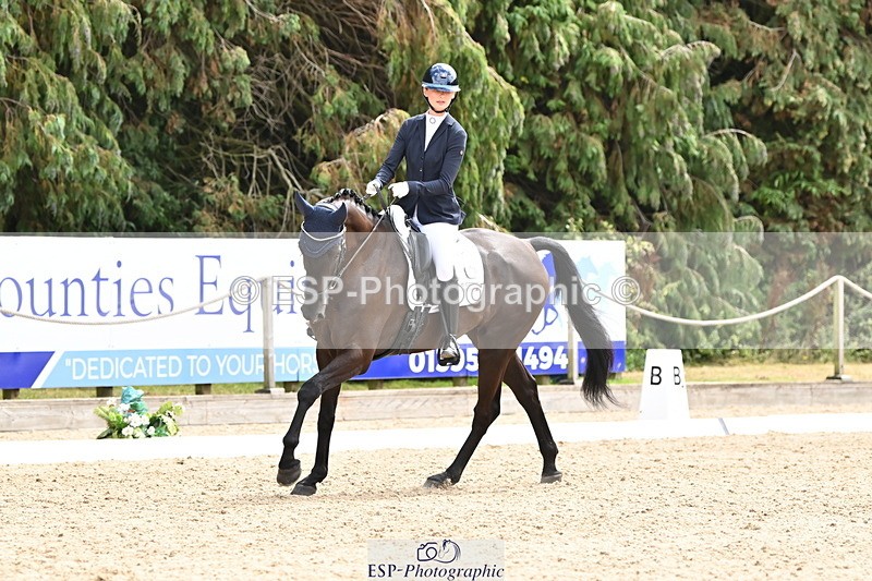 250808A-154541-01407 - 059-Emily.RowlandNewton.Dagenham