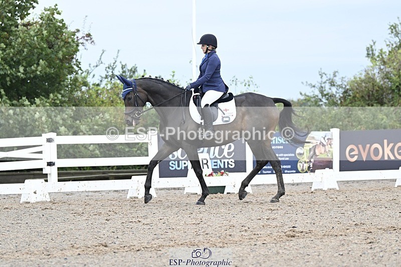 250907-110243-06465 - 033-Caroline.HeardNever.Wait