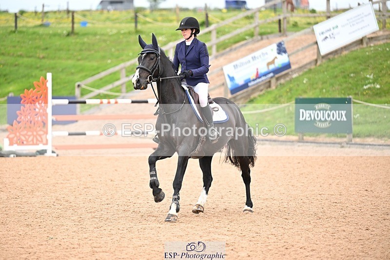 260510-150416-07462 - Cls 41 Snr Foxhunter