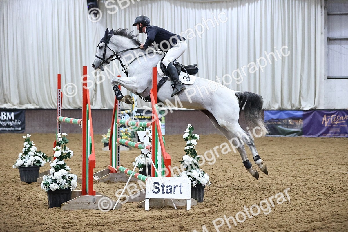 SBM_008332 - Class 21 - Senior Foxhunter 1.20m