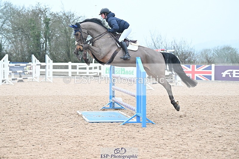 240113A-124909-02054 - Cls 12 Newcomers and 1.10m Open