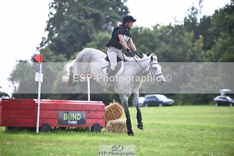 240804-155624-18818 - 663-Emma_Langfjord-Friend-MOUNTROSS_FIONN