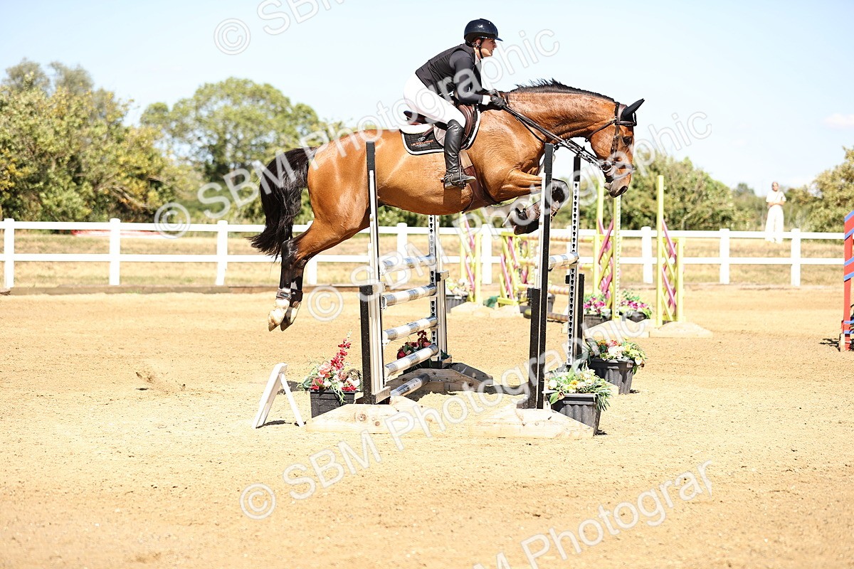 SBM_015146 - Class 16 - Senior foxhunter - 1.20m Open