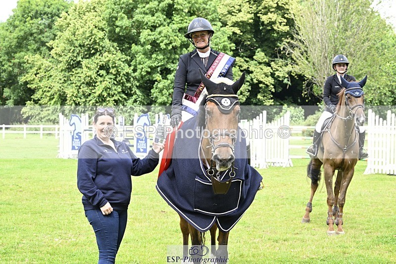 240711-154232-28764 - Cls 118 Snr 1.45m GP Jump Off and Presentations