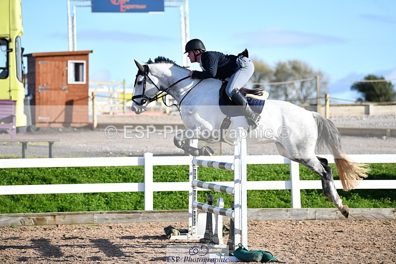231110A-144315-00847 - Cls 6 Foxhunter & 1.20m Open