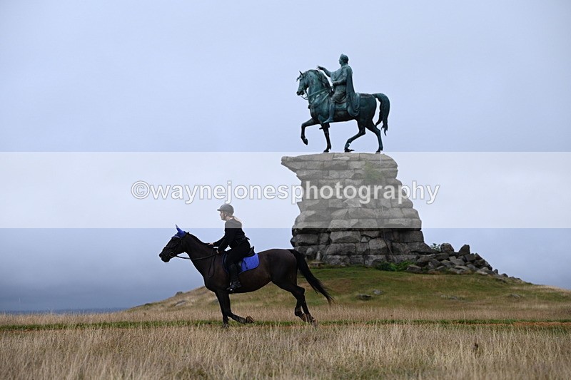 DSC_2088 - Time at Statue 12:13 to 12:32