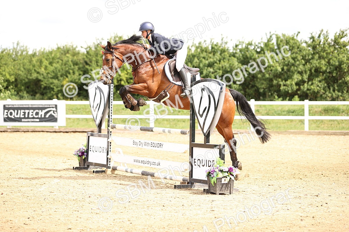 SBM_006402 - Class 16 - Senior British Novice - 90cm