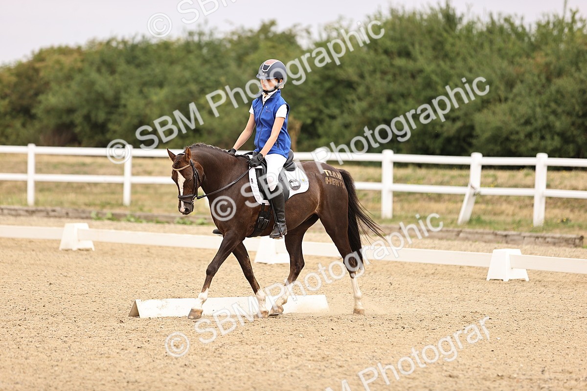 SBM_006408 - Intro 3 - 9.46-10.46