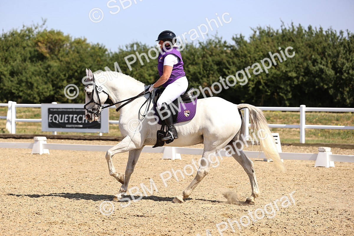 SBM_009351 - Novice 5 - 9.50-10.53