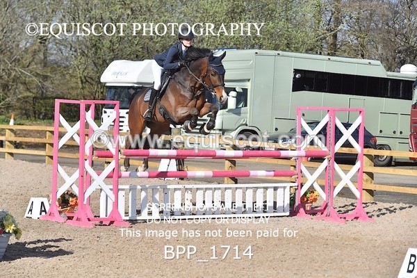 BPP_1714 - CLASS 18 SUN Senior Newcomers/ 1.10m Open