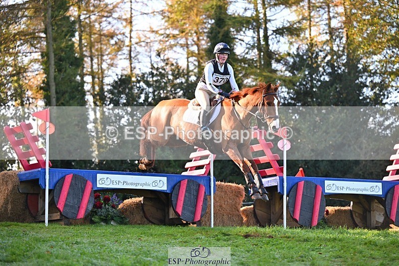 241026-111106-11895 - 370-Emma.Tamblyn-COOL.JET.II