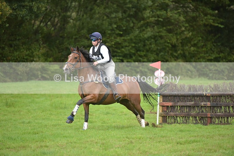 RAY_0661 - Class 6: 90cm +: Double of Brushes