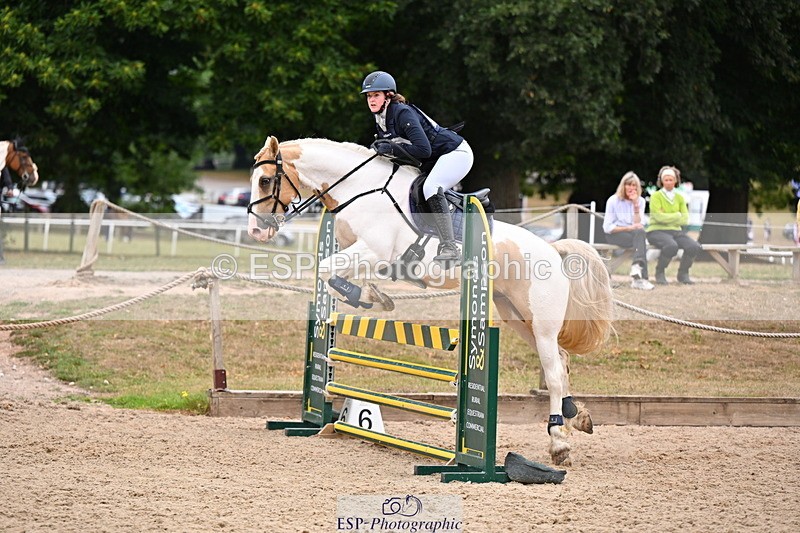 250802A-125157-03184 - C-140-Clare.Pascoe-MR.QUINN