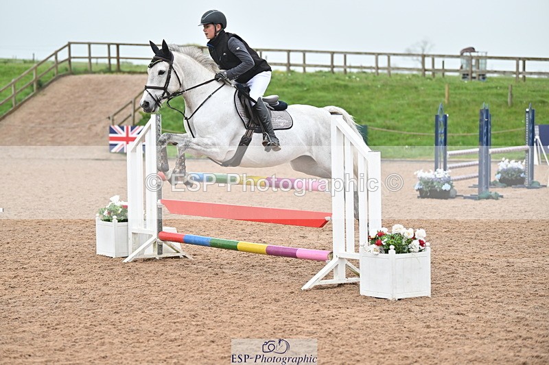 240505A-123211-05100 - Cls 4 Blue Chip Pony Newcomers & 1m Open