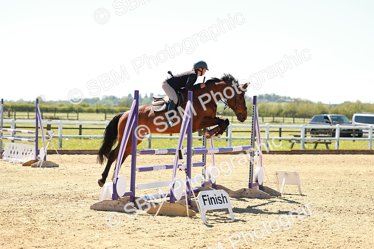 SBM_001373 - Class 4 - Senior Newcomers 1.10m
