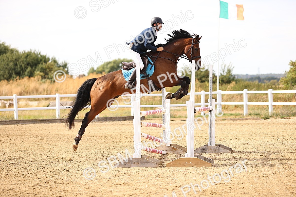 SBM_001607 - Class 6 - Senior Newcomers 1.10m