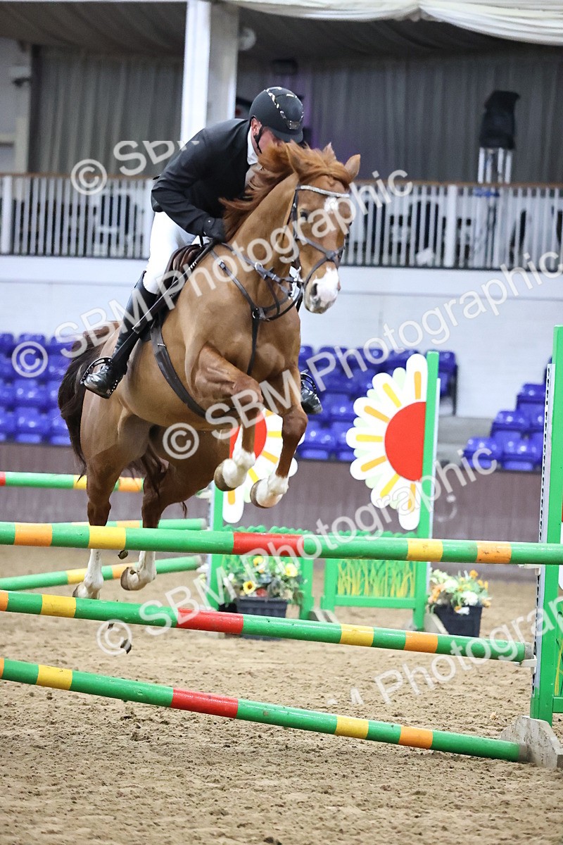 SBM_2100 - Class 8 - Nupafeed Supplements Senior Discovery/ 1m Open