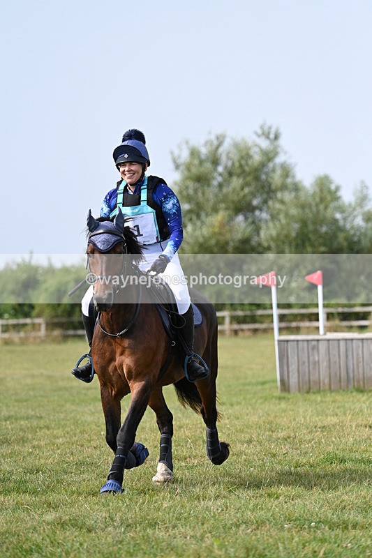 WJ7_6139 - 40cm XC Time 10:57 to 11:30