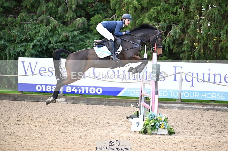 251024A-101102-06342 - B-131-Gemma.Gurvidi