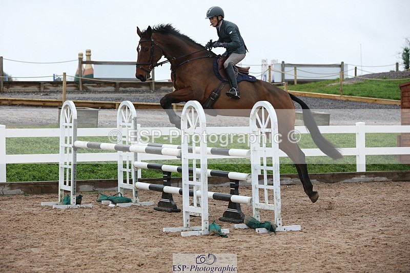 231112A-124356-04160 - Cls 19 Snr 1.05m Open