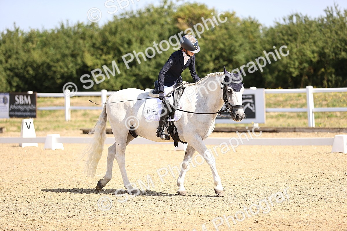 SBM_009226 - Novice 5 - 9.50-10.53
