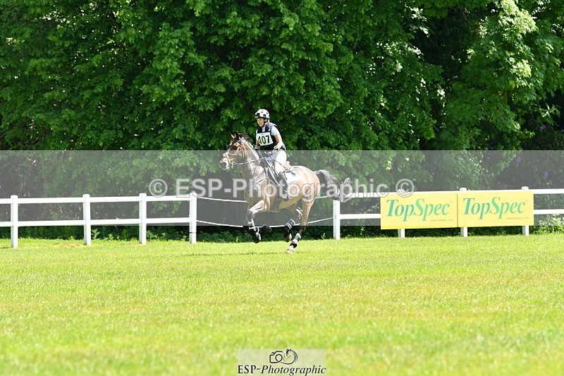 230528-112414-16844 - 407-KING_OF_THE_SWINGERS-Louise_Bradley-XC