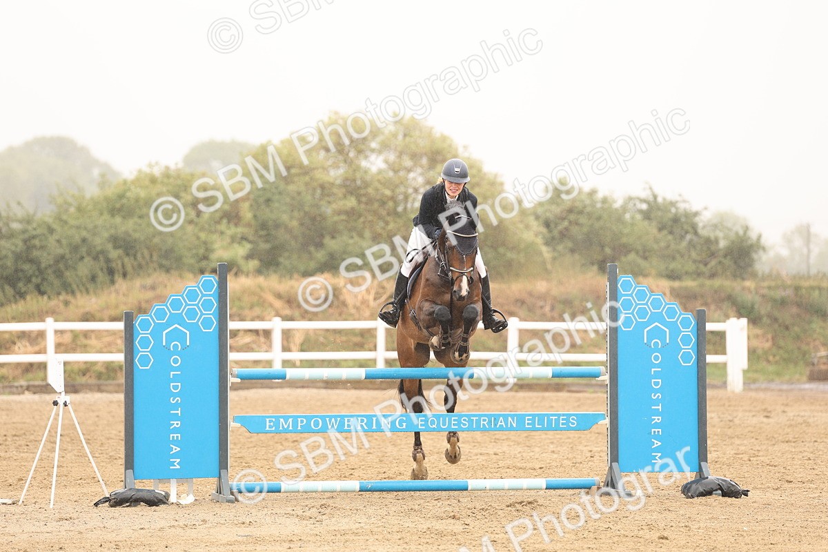 SBM_024155 - Class 6 - Senior Newcomers 1.10m