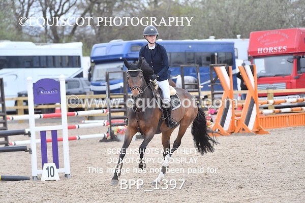 BPP_1397 - CLASS 15 SAT Senior BritiNovice/ 90cm Open