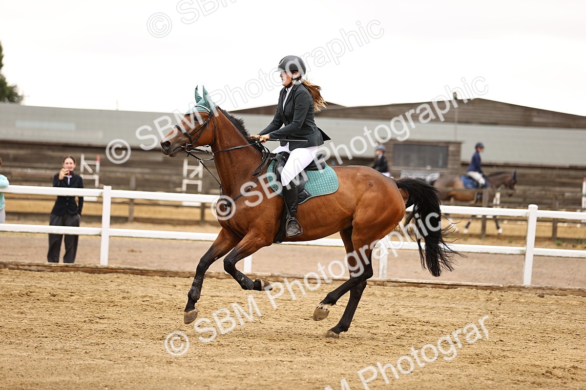 SBM_024470 - Class 8 - Clear Round