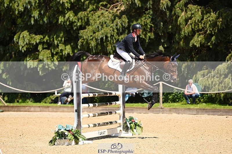 230527-141240-11058 - 435-LUNA_MIST-Tom_McEwen-SJ