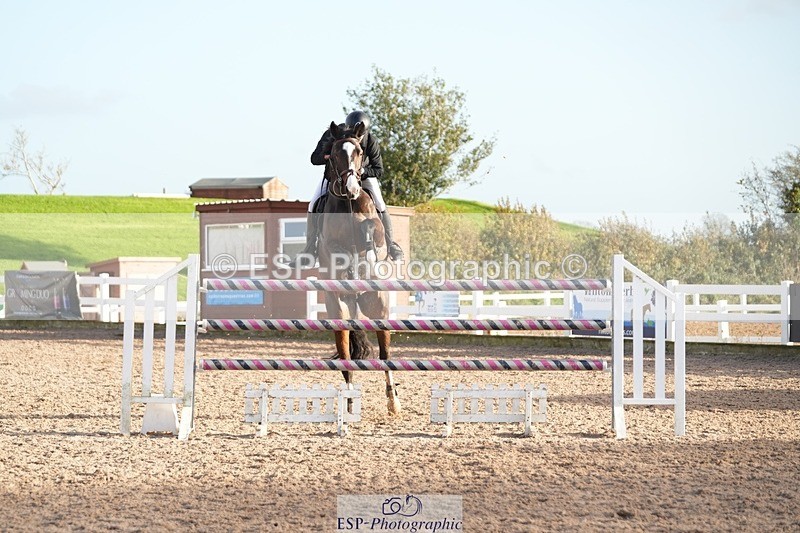 251108-145736-02937 - Cls 16 Snr 1.30m and 1.40m