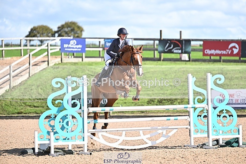 250924-123029-00261 - Cls 3 Snr 1.05m Open