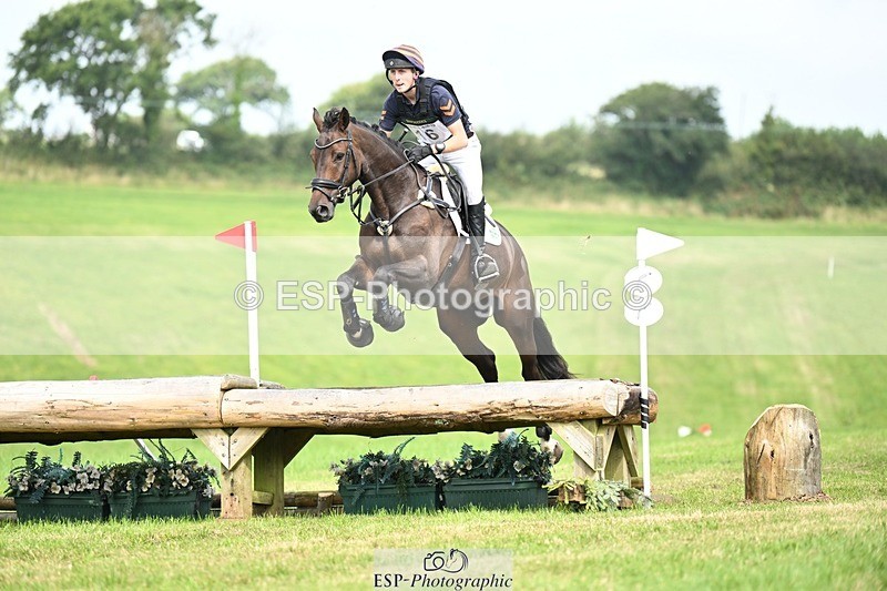 240831A-124202-02690 - 016-Max.Forster-FLO.CORMINT