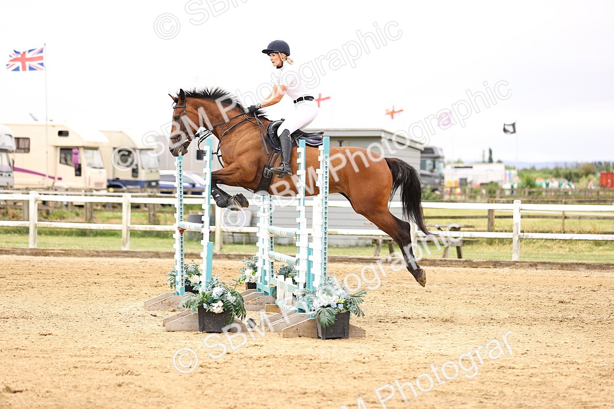 SBM_003199 - Class 21 - Senior Newcomers - 1.10m