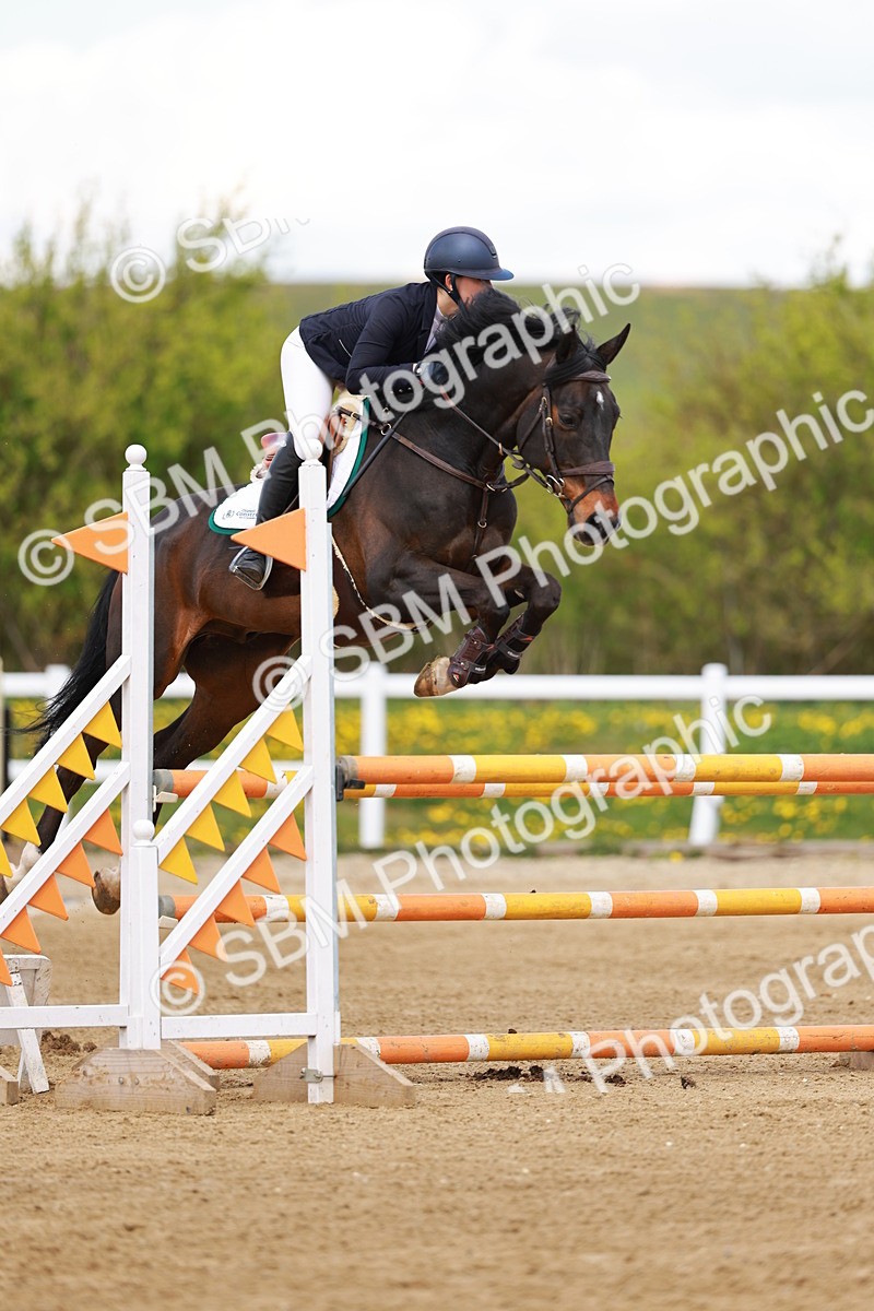 SBM_001923 - Class 4 - Senior Newcomers - 1.10m