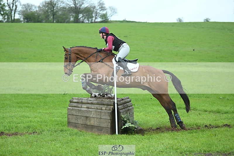 250419-114847-08936 - 459-Ella.Otto-SUMMERBRIDGE.TIPP