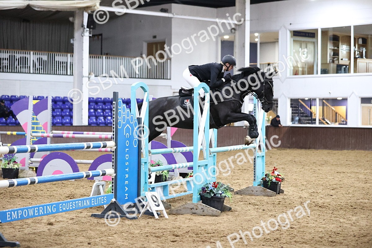 SBM_002043 - Class 4 - Senior Newcomers - 1.10m Open