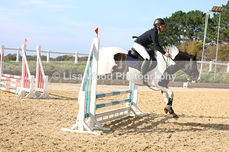 3E7A8266 - Class 4: 70cm open