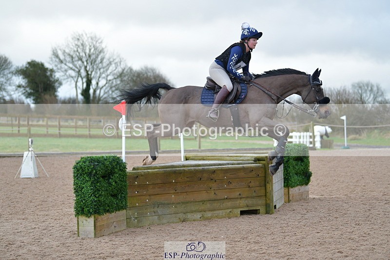 240203A-142011-00679 - 90cm