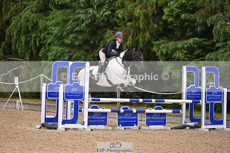 250802A-100423-00380 - B-060-Lola.Straffen-ROSLAY.BABY.BELLE