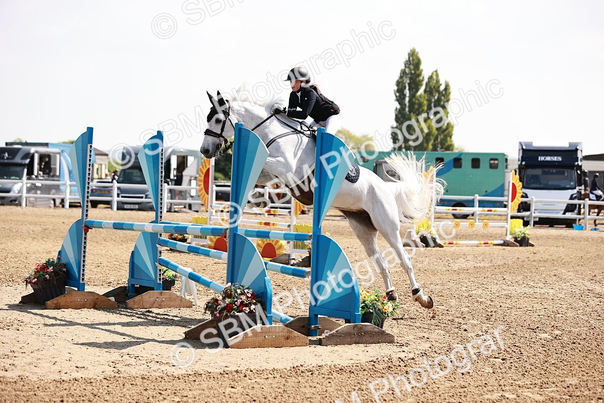  - Class 23 - Senior 1.05m