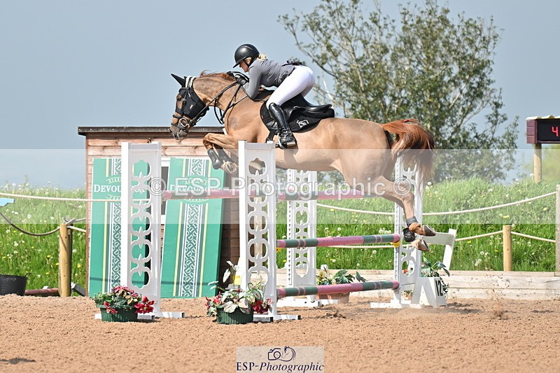 240512A-102615-17261 - Cls 48 National 1.30m Open