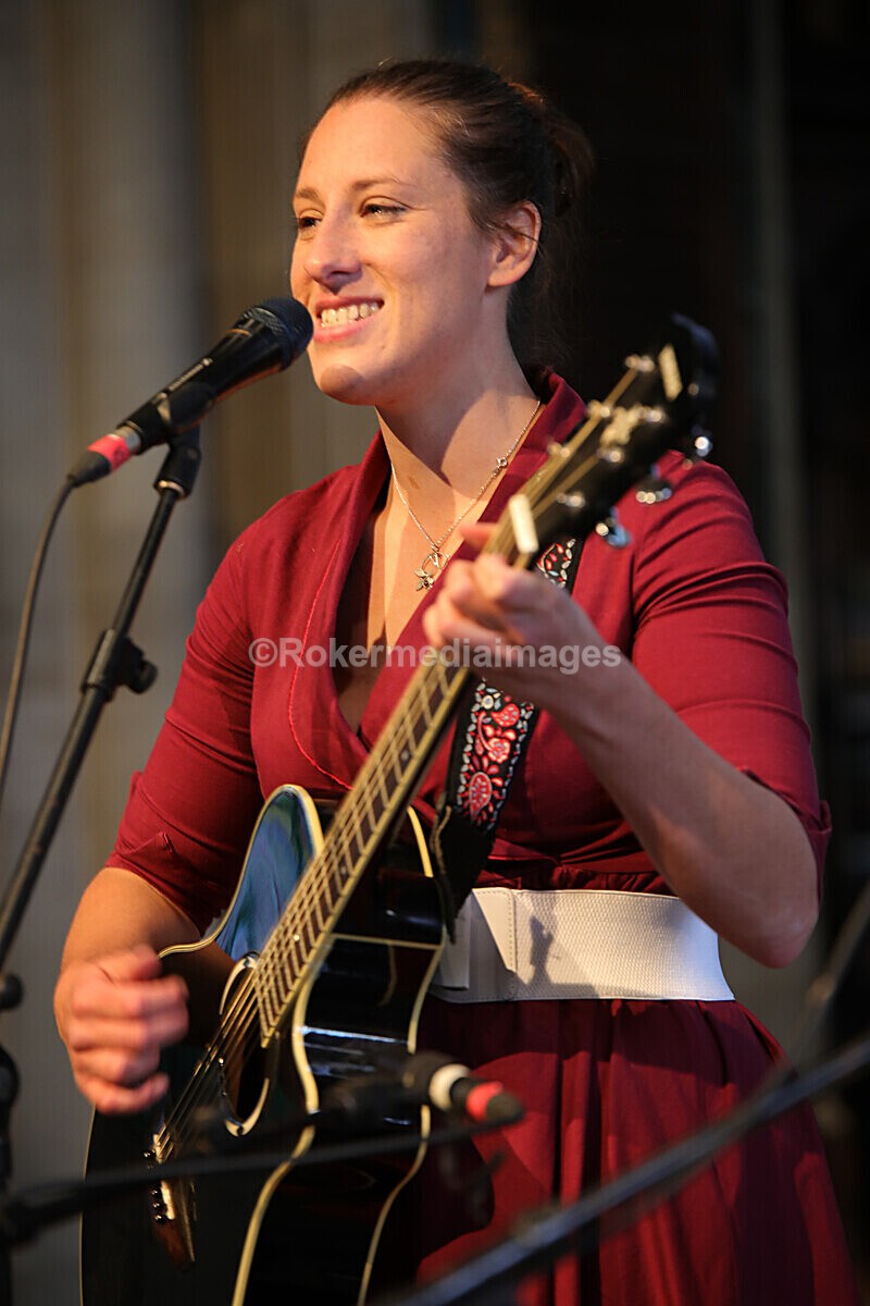 FOLK N BLUES-48 - FOLK and BLUES SEPT 2022