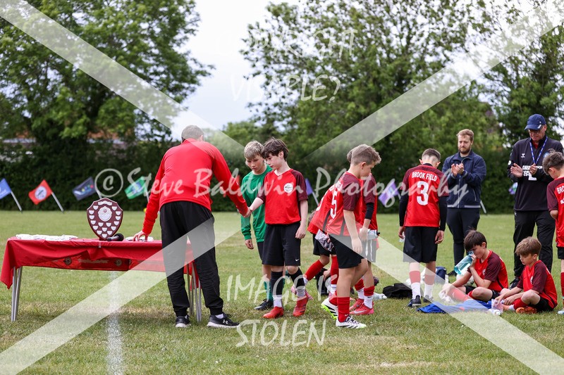 1DX31549 - Brook Field V Goddard Park