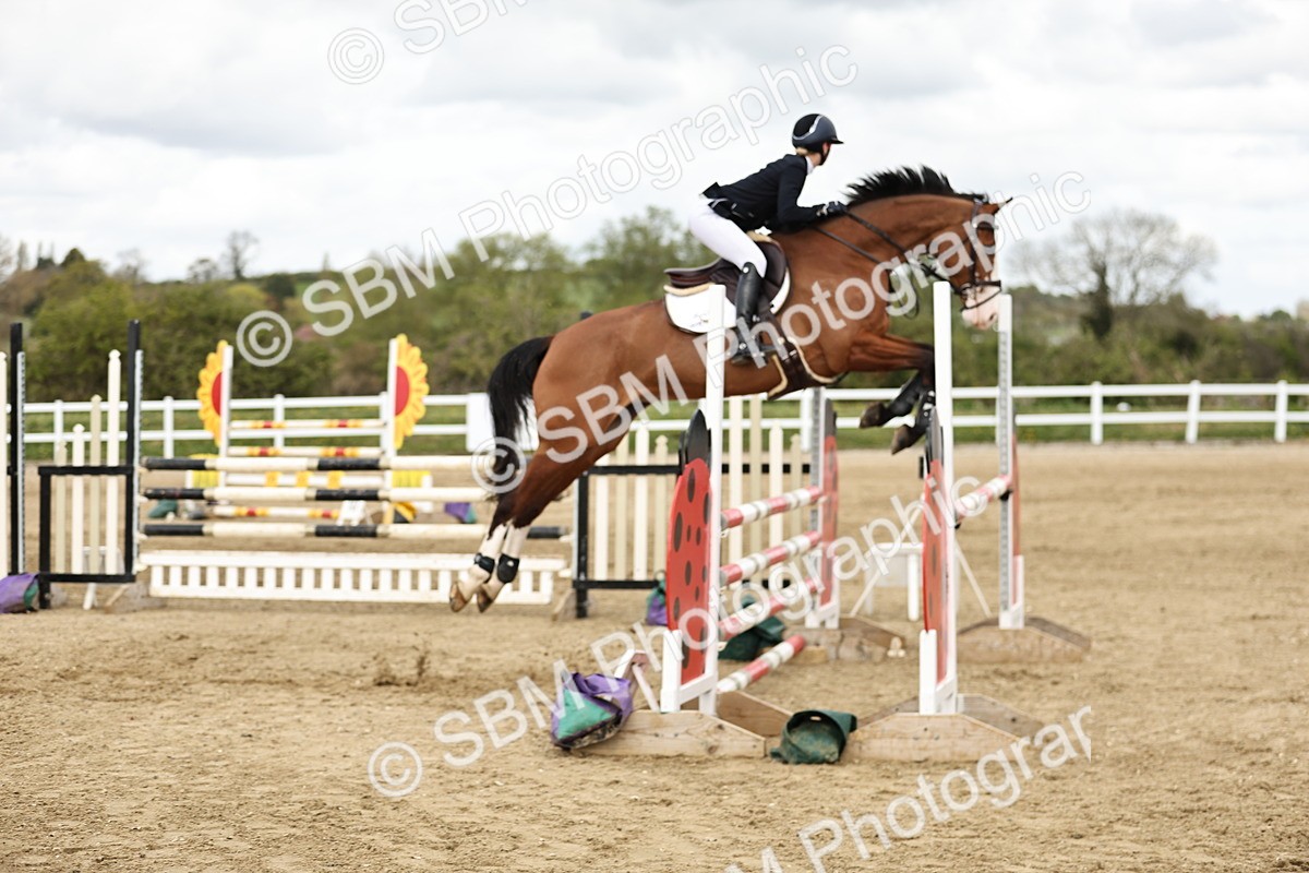 SBM_001327 - Class 4 - Senior Newcomers - 1.10m