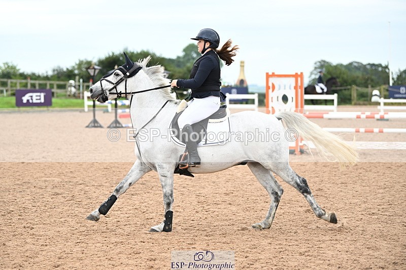 240907A-130221-01832 - Cls 3 Pony Medium Team 80cm & 90cm