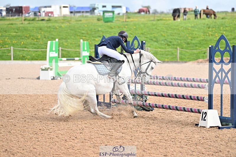 240506A-110450-08394 - Cls 3  Pony Discovery & 90cm Open