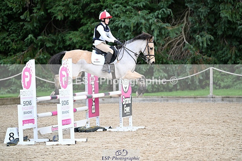 241117-130637-04054 - Cls 3 90-95cm 13.00 to 14.00