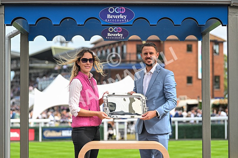 300825-Race 3-Secret Echo-0935 - Race 3