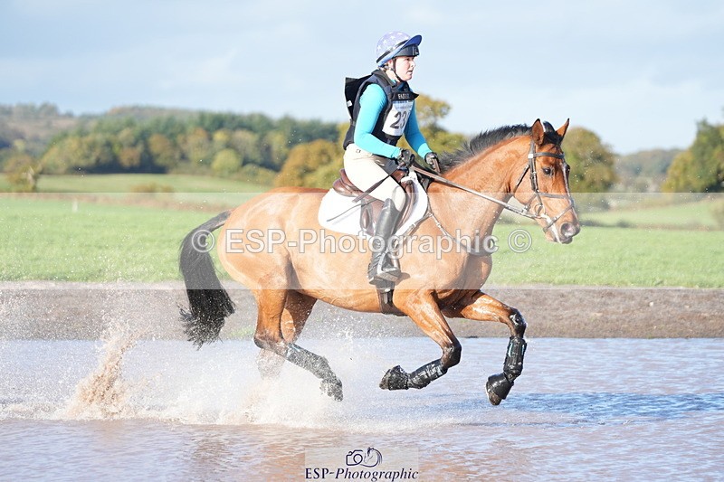 251024A-152155-13212 - C-236-Jess.Falle